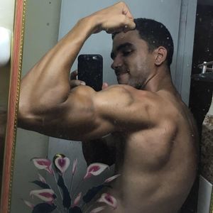 Meet your Posher, Luis miguel